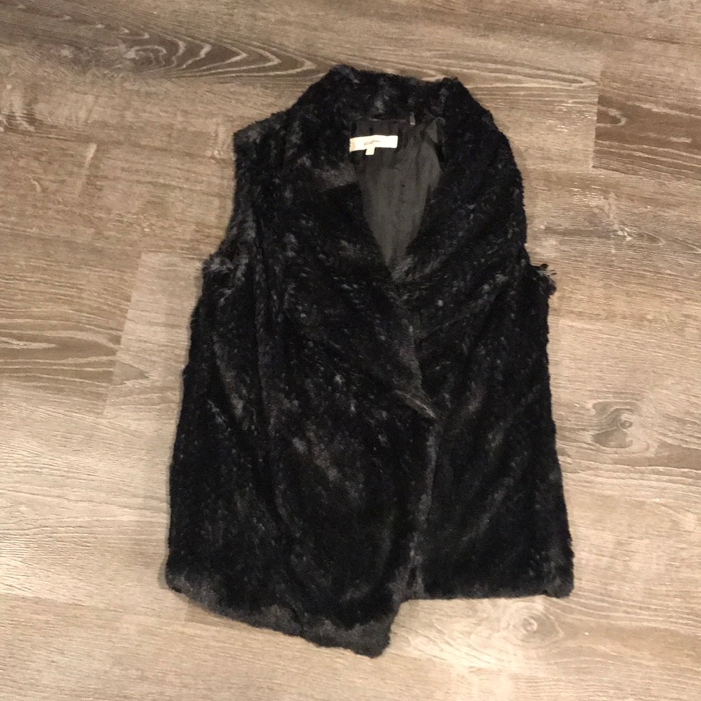 Black faux fur vest